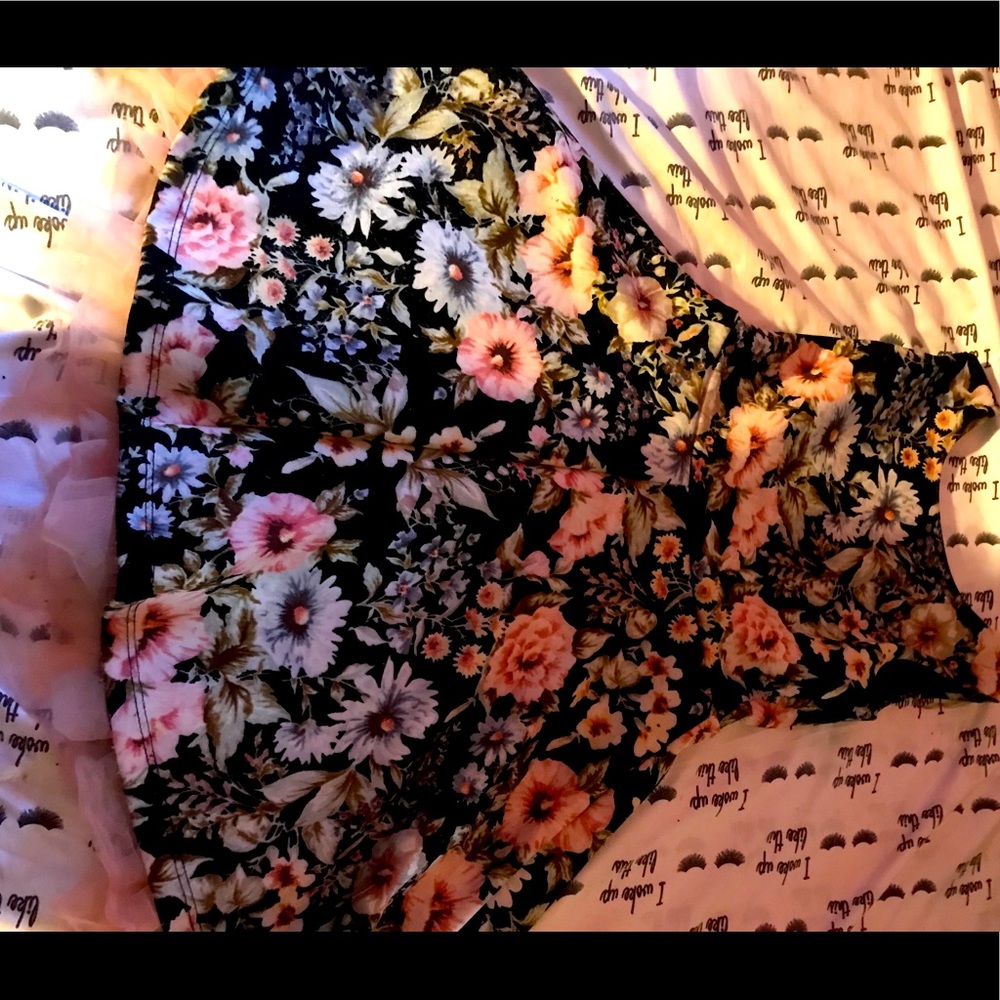 Company:knit works size:8 floral dress with tool